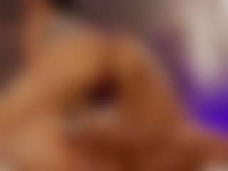 Live cam show with Renatta Cruz - Lingerie on Soda Cam