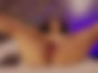 Renatta Cruz's Live Sex Cam Show