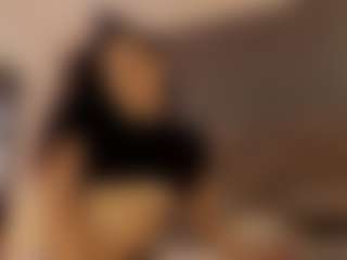 Renatta Cruz's Live Sex Cam Show