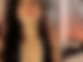 Renatta Cruz's Live Sex Cam Show