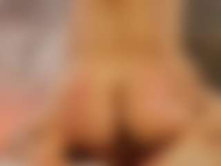 Renatta Cruz's Live Sex Cam Show