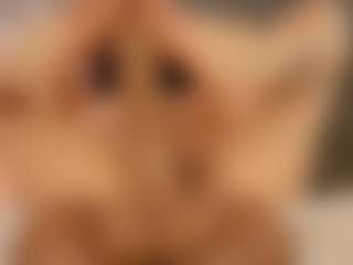 Renatta Cruz's Live Sex Cam Show