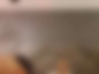 Live cam show with Renatta Cruz - Gamer Athletic on AdultVida.com