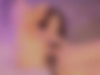 Renatta Cruz's Live Sex Cam Show