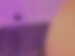 Renatta Cruz's Live Sex Cam Show
