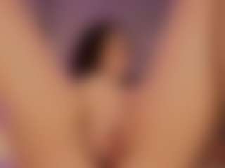 Renatta Cruz's Live Sex Cam Show