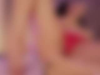 Renatta Cruz's Live Sex Cam Show