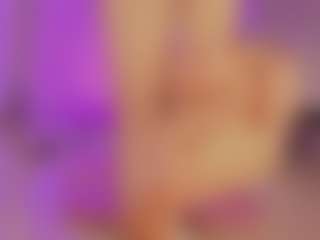 Renatta Cruz's Live Sex Cam Show