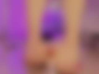 Renatta Cruz's Live Sex Cam Show