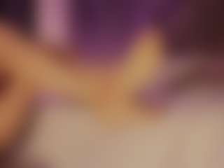 Live cam show with Renatta Cruz - Sexy on Camsoda