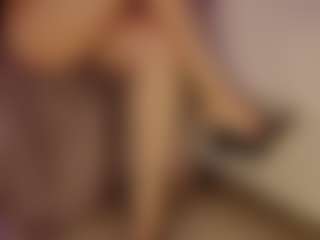 Live cam show with Renatta Cruz - Athletic Bedroom on Streamer API
