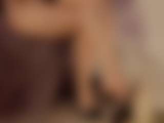 Renatta Cruz's Live Sex Cam Show