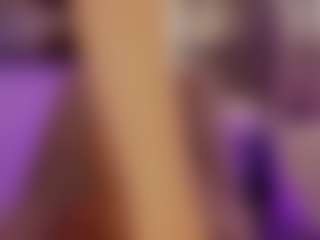 Renatta Cruz's Live Sex Cam Show