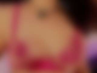 Renatta Cruz's Live Sex Cam Show