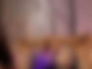 Renatta Cruz's Live Sex Cam Show