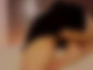 Show live cam dengan Renatta Cruz - Strip Brown Hair di Camsoda