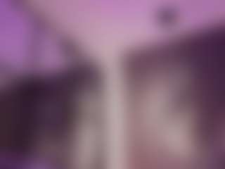 Renatta Cruz's Live Sex Cam Show