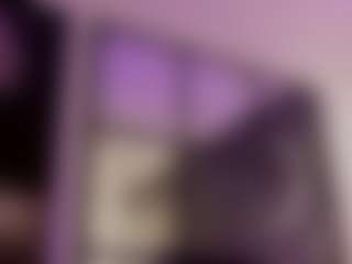 Renatta Cruz's Live Sex Cam Show