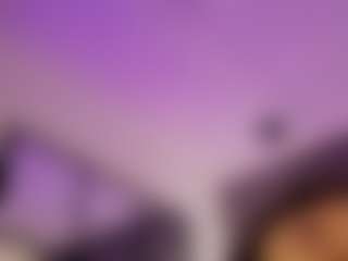 Renatta Cruz's Live Sex Cam Show