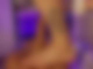 Renatta Cruz's Live Sex Cam Show