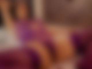 Renatta Cruz's Live Sex Cam Show