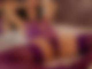 Renatta Cruz's Live Sex Cam Show