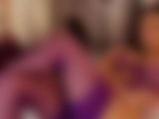Renatta Cruz's Live Sex Cam Show