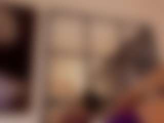Renatta Cruz's Live Sex Cam Show