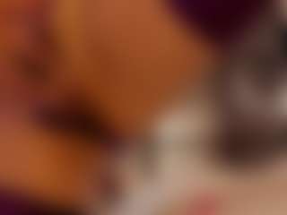 Renatta Cruz's Live Sex Cam Show