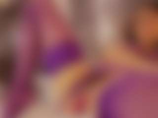 Renatta Cruz's Live Sex Cam Show