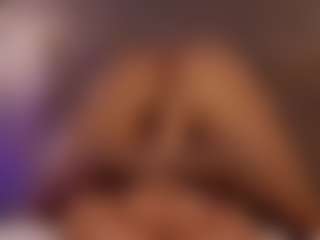 Renatta Cruz's Live Sex Cam Show