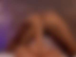 Renatta Cruz's Live Sex Cam Show