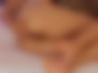 Renatta Cruz's Live Sex Cam Show