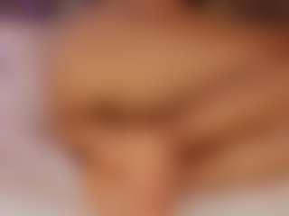 Renatta Cruz's Live Sex Cam Show