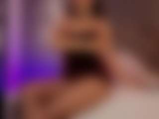 Renatta Cruz's Live Sex Cam Show