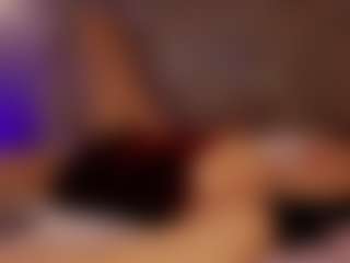 Renatta Cruz's Live Sex Cam Show