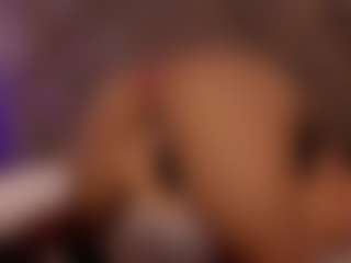 Renatta Cruz's Live Sex Cam Show