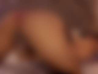 Renatta Cruz's Live Sex Cam Show