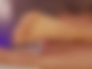 Renatta Cruz's Live Sex Cam Show