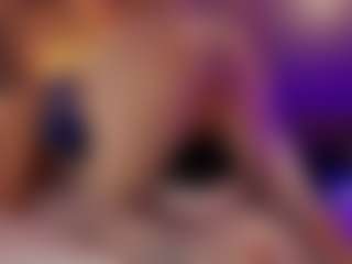 Renatta Cruz's Live Sex Cam Show