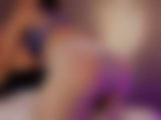 Renatta Cruz's Live Sex Cam Show