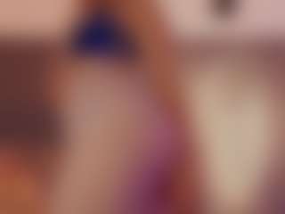 Live cam show with Renatta Cruz - Fetish Toys on thefappeningchat.com