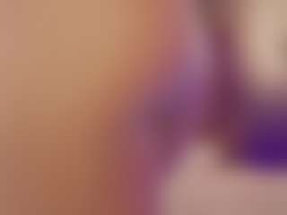 Renatta Cruz's Live Sex Cam Show
