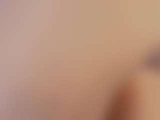 Live cam show with Renatta Cruz - Amateur Toys on live18s.com