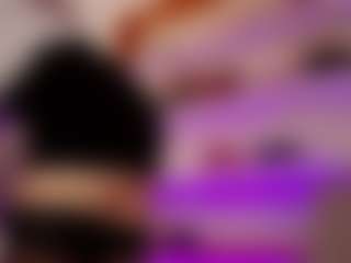 Live cam show with Renatta Cruz - Creampie on live18s.com