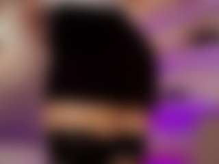 Renatta Cruz's Live Sex Cam Show