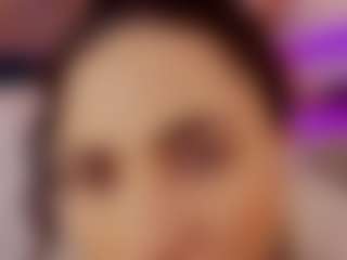 Renatta Cruz's Live Sex Cam Show