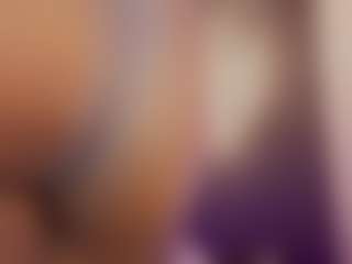 Live cam show with Renatta Cruz - Athletic Spank on SquirtSoMuch