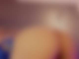 Renatta Cruz's Live Sex Cam Show