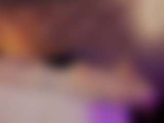 Renatta Cruz's Live Sex Cam Show